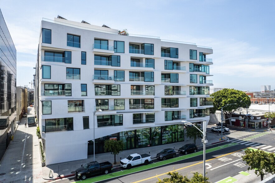 More Photos Of 500 Broadway, Santa Monica Multifamily For Sale