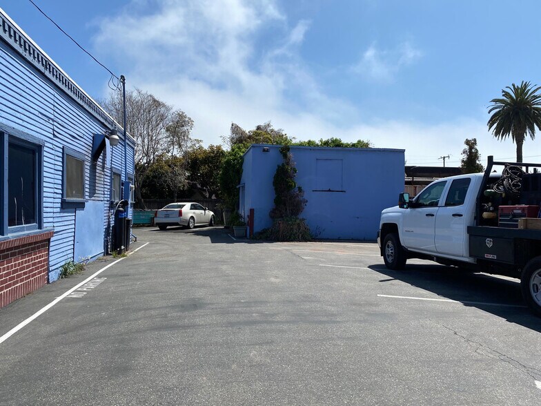 More Photos Of 4631 Carpinteria Ave, Carpinteria Restaurant For Sale