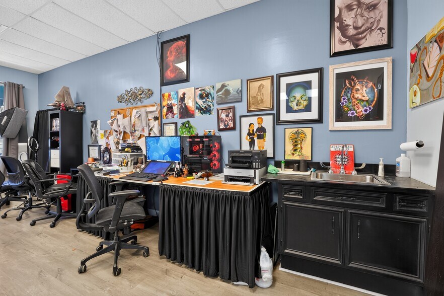 More Photos Of 594 E Chatham St, Cary Office For Sale