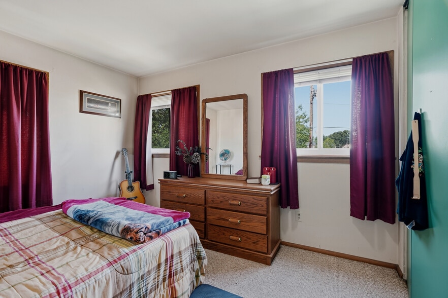 More Photos Of 394 Pierce St, Saint Paul Apartments For Sale
