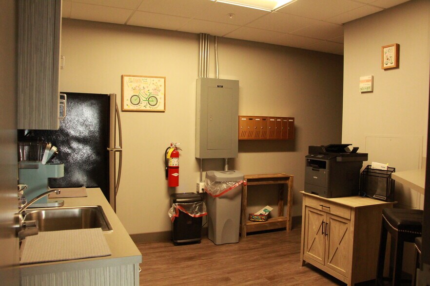 More Photos Of 375 N Main St, Kaysville Office Residential For Sale