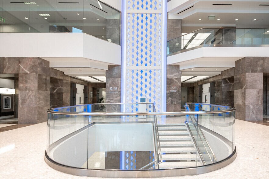 More Photos Of 12222 Merit Dr, Dallas Office For Lease