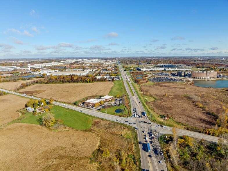 More Photos Of 2400 Big Timber Rd, Elgin Office For Sale