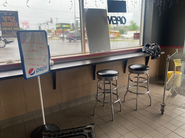 More Photos Of 1134 7th St NW, Rochester Unknown For Lease