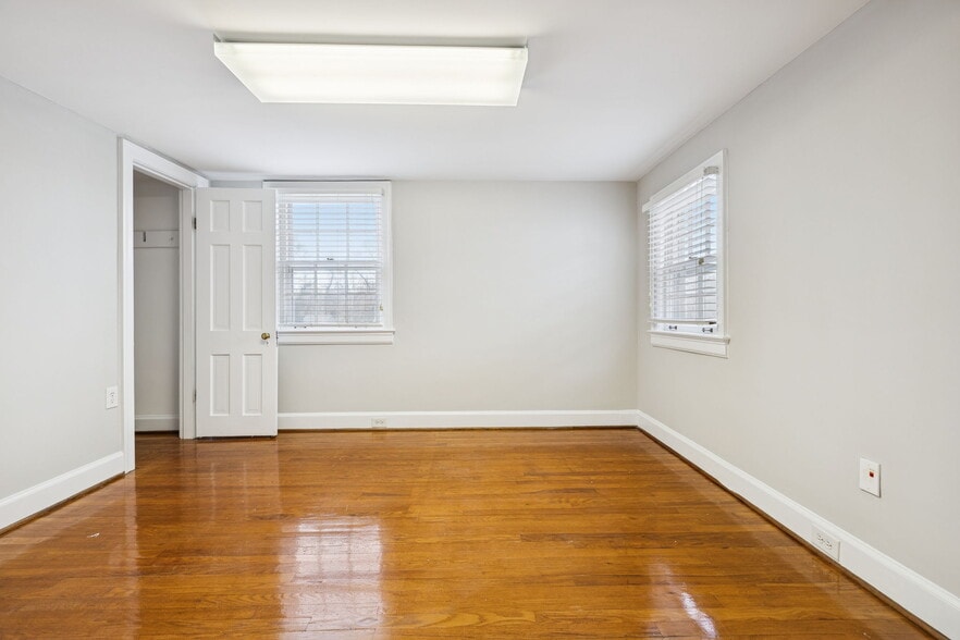 More Photos Of 502 Hazelwood Dr, Smyrna Loft Creative Space For Lease