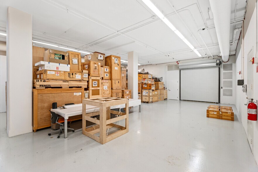 More Photos Of 5960 SW 57th Ave, Miami Office For Sale