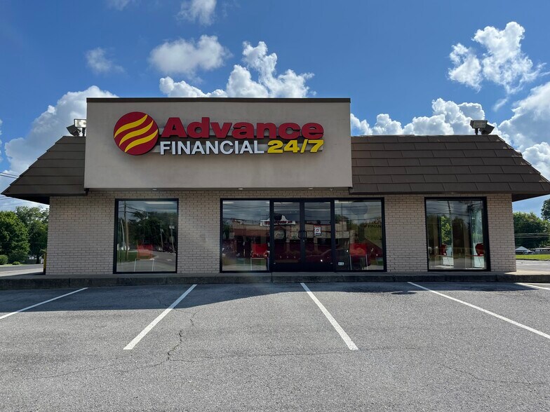 More Photos Of 1401 Hillsboro Blvd, Manchester Restaurant For Lease