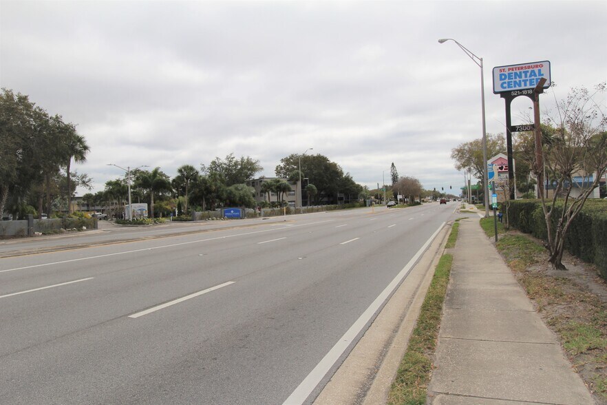 More Photos Of 7330 4th St N, Saint Petersburg Hotel For Sale