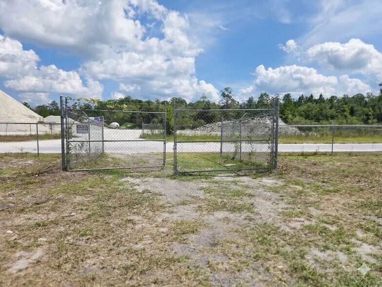 More Photos Of Industrial Park Rd, Green Cove Springs Land For Lease