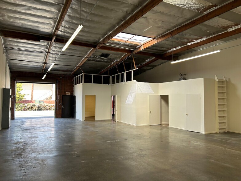 More Photos Of 14315 S Normandie Ave, Gardena Service For Lease