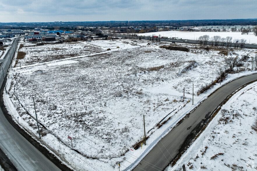 More Photos Of 540 Lake Road, Clarington Industrial For Lease