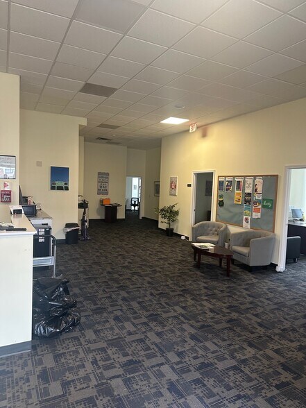 More Photos Of 144-150 Main St, Lockport Freestanding For Lease