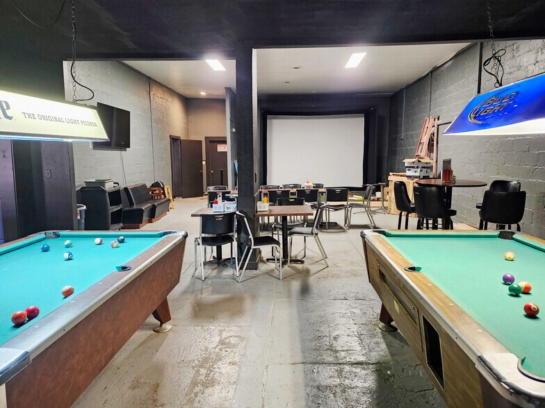 More Photos Of 121 Starr Ave, Miltonvale General Retail For Sale