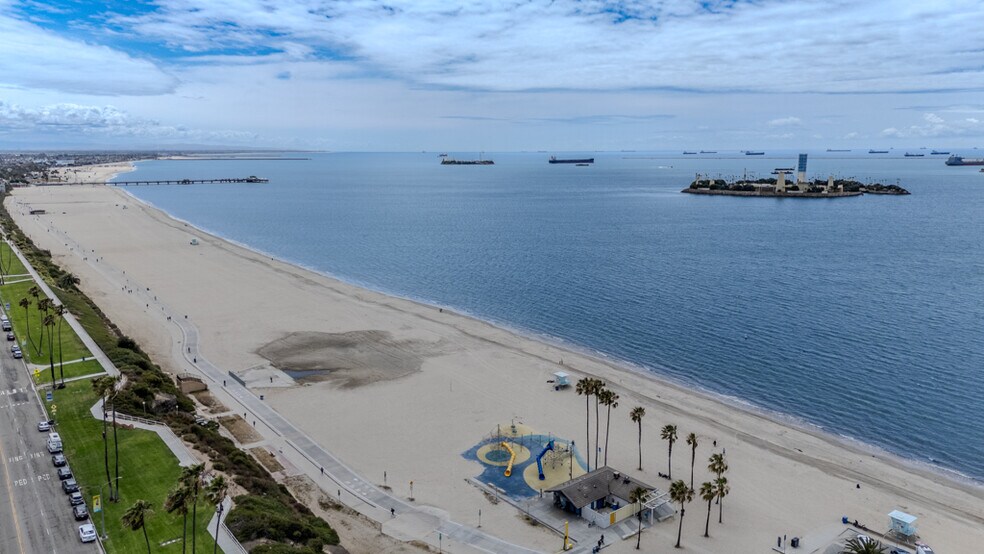 More Photos Of 241 Lindero Ave, Long Beach Apartments For Sale