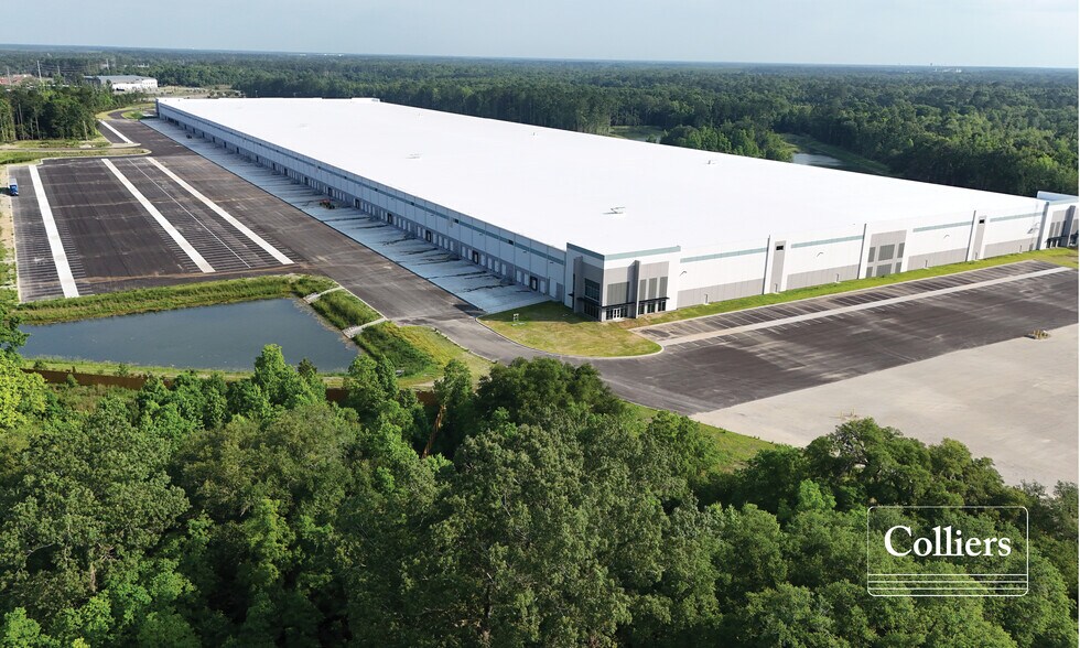 More Photos Of 8000 Palmetto Commerce Pky, Ladson Distribution For Lease