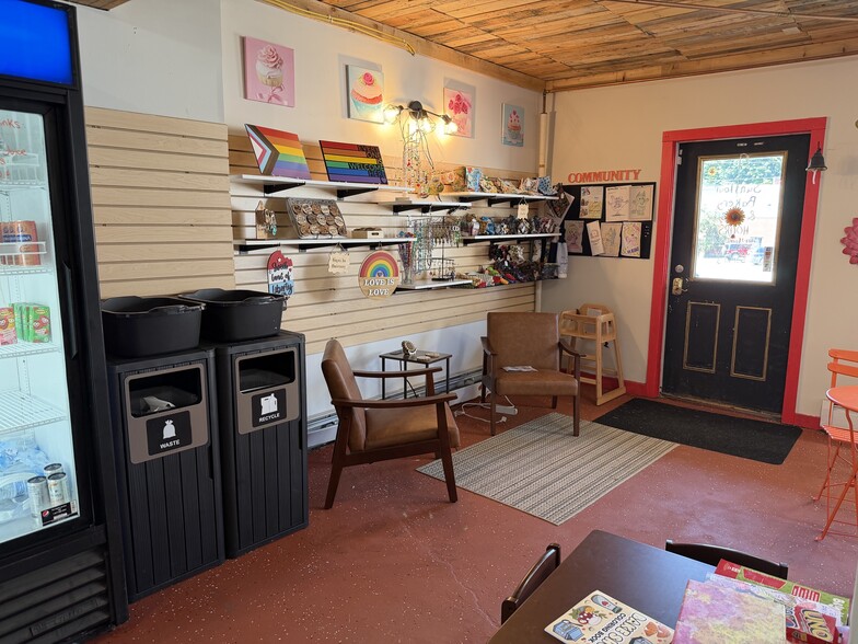 More Photos Of 23 Spring St, Dexter Office For Sale