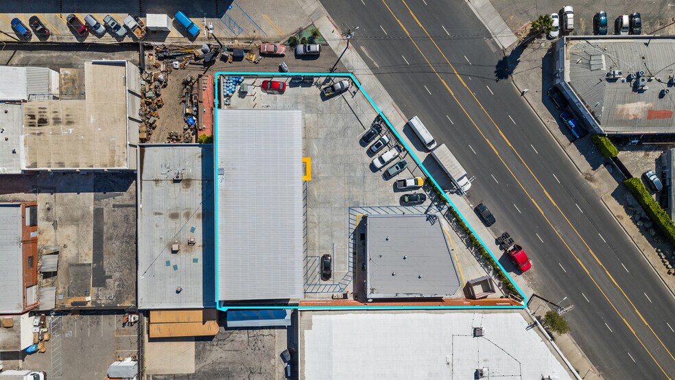 More Photos Of 8070 Webb Ave, North Hollywood Warehouse For Sale