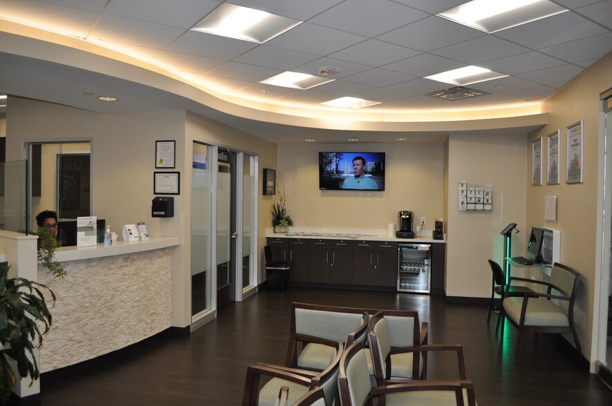 More Photos Of 4090 Mapleshade Ln, Plano Medical For Lease