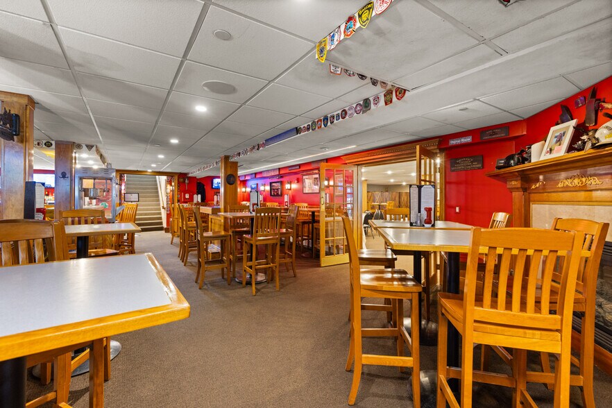More Photos Of 11 Farmington Rd, Rochester Restaurant For Sale