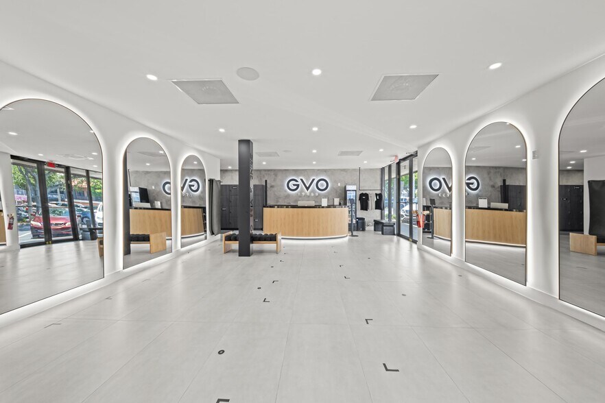 More Photos Of 3000 N Federal Hwy, Fort Lauderdale Storefront Retail Office For Sale