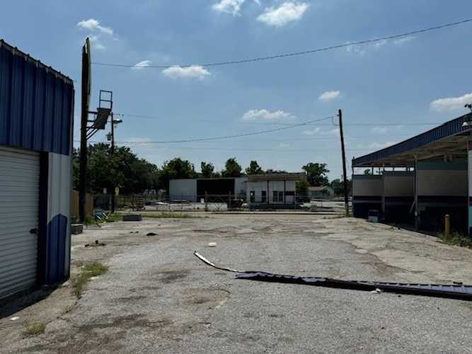 More Photos Of 1602 Collingsworth, Houston Land For Lease