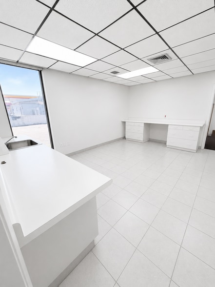More Photos Of 1818 Sheridan St, Hollywood Medical For Lease