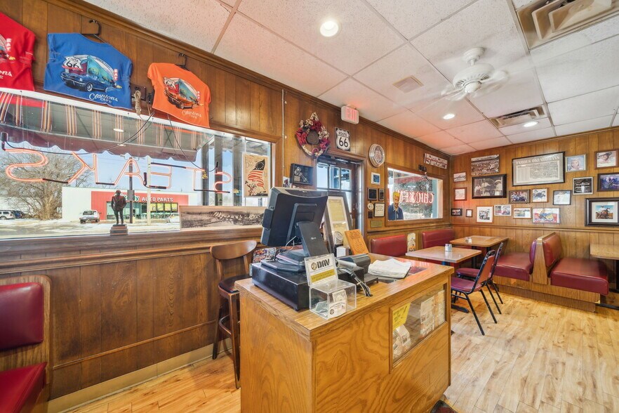 More Photos Of 319 E Illinois Ave, Vinita Restaurant For Sale
