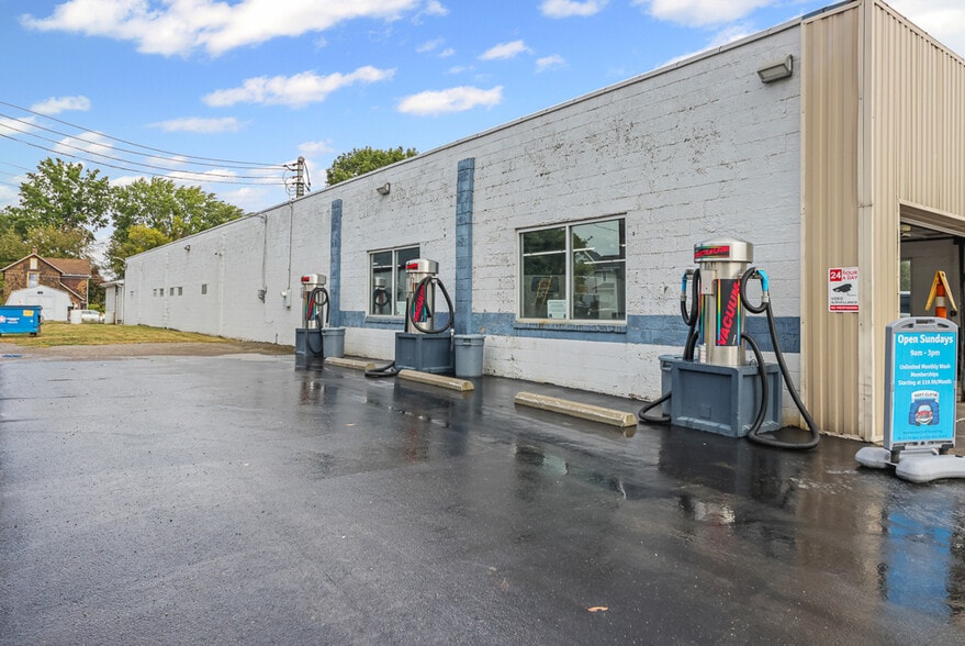 More Photos Of 44 E Harrison St, Alliance Carwash For Sale