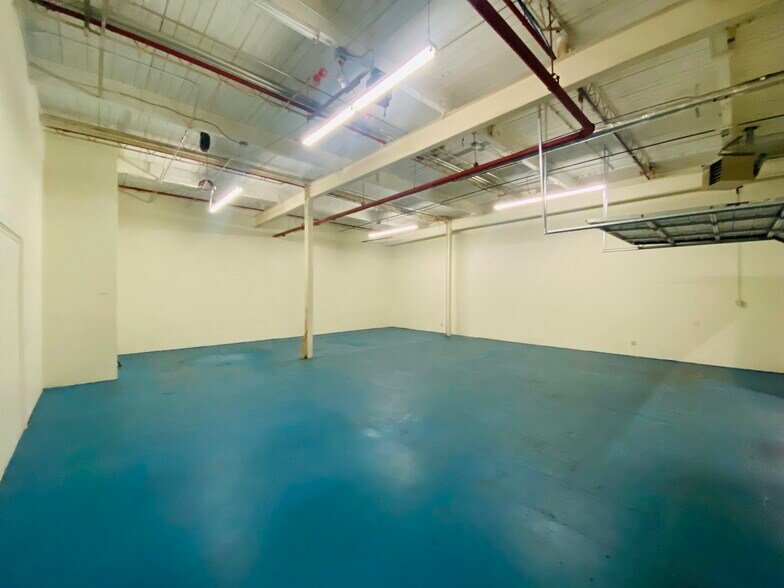 More Photos Of 104 Eastside Dr, Black Mountain Manufacturing For Lease