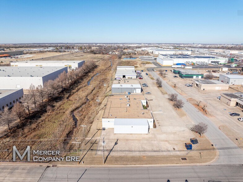 More Photos Of 3613-3621 S Moulton Dr, Oklahoma City Service For Lease