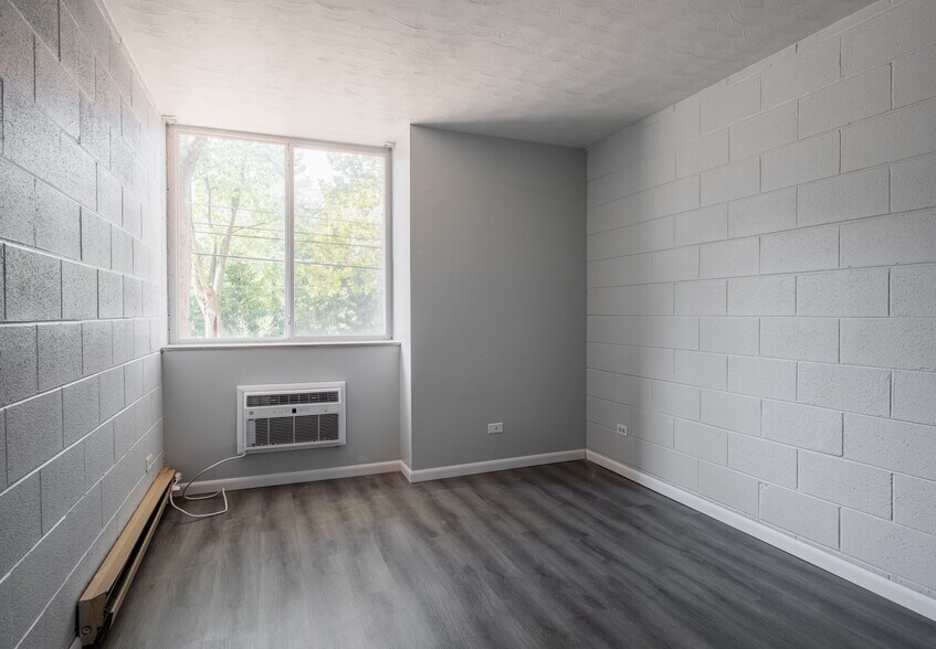 More Photos Of , Carbondale Multifamily For Sale