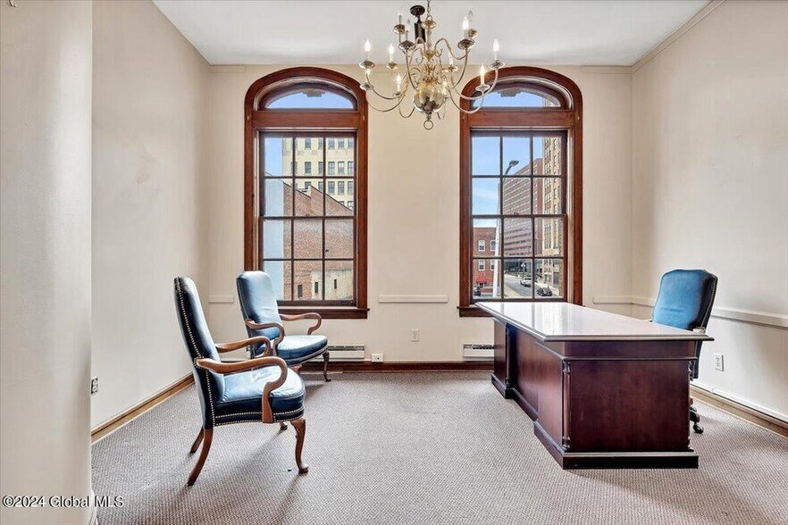 More Photos Of 48 Howard St, Albany Office For Sale
