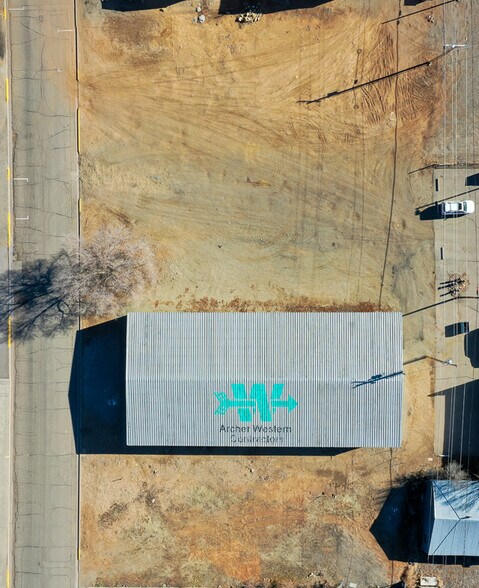 More Photos Of 459 W North St, Cortez Industrial For Sale