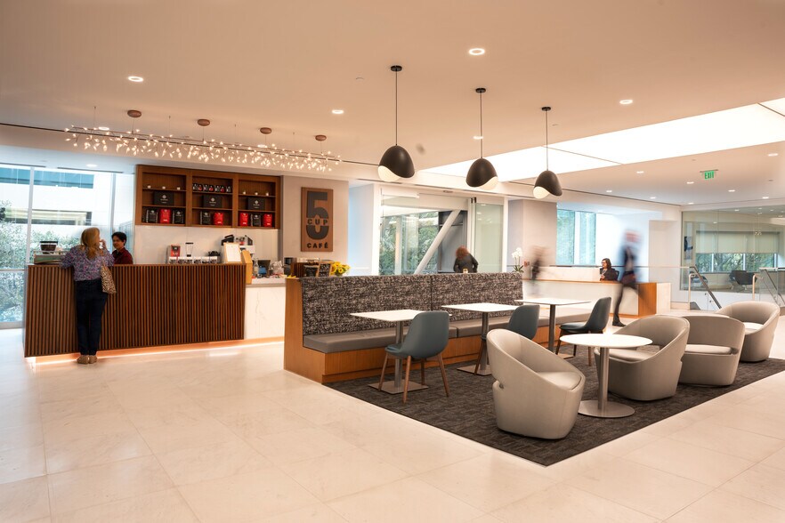 More Photos Of 4400 Post Oak Pky, Houston Office For Lease