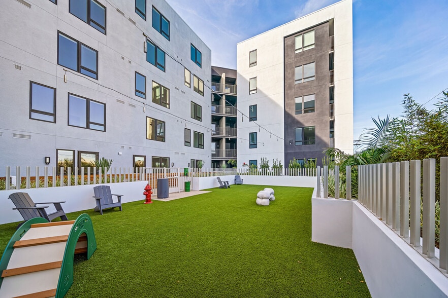 More Photos Of 4353 Park Blvd, San Diego Apartments For Lease