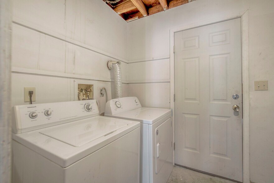 More Photos Of 9201 E 54th St, Raytown Apartments For Sale