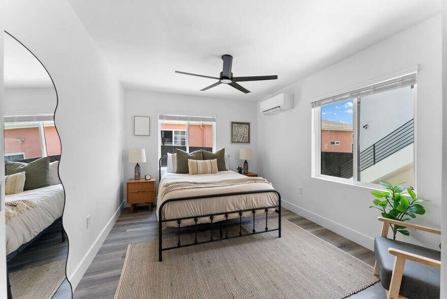 More Photos Of 2722 Nye St, San Diego Apartments For Sale
