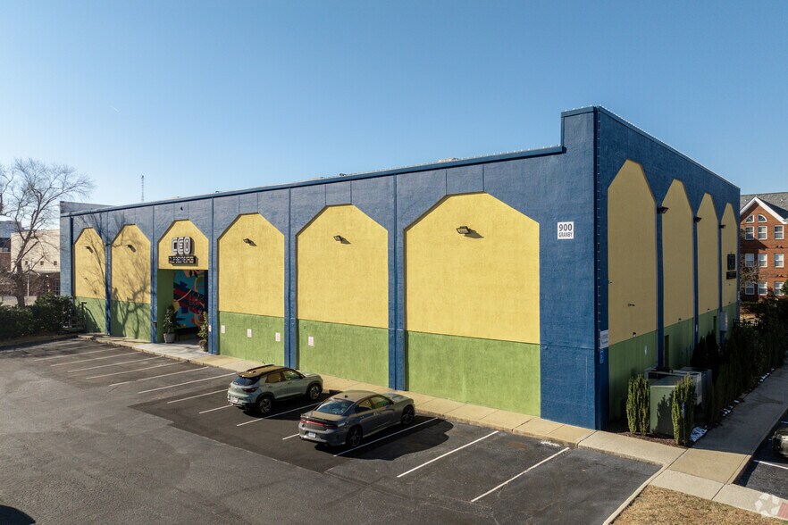 More Photos Of 900 Granby St, Norfolk Coworking Space