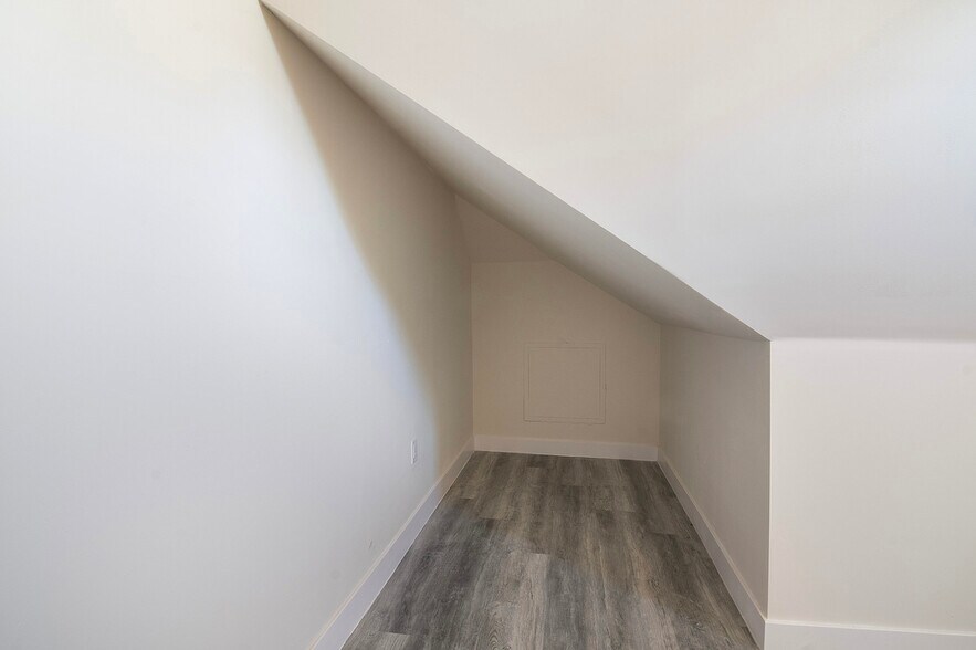 More Photos Of 1732 N Wilton Pl, Los Angeles Apartments For Sale