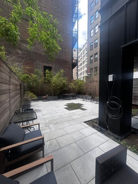 More Photos Of 809 Broadway, New York Office For Lease