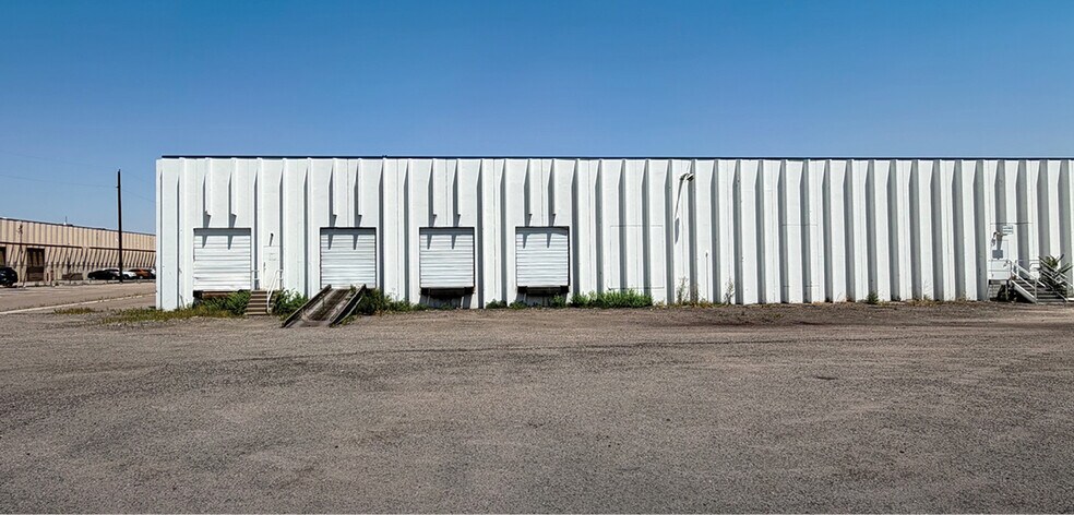 More Photos Of 500 W 53rd Pl, Denver Warehouse For Sale