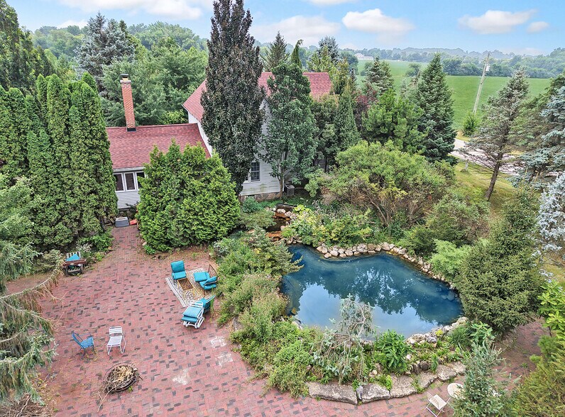 More Photos Of 3004 Stieg Rd, Woodstock Garden Center For Sale