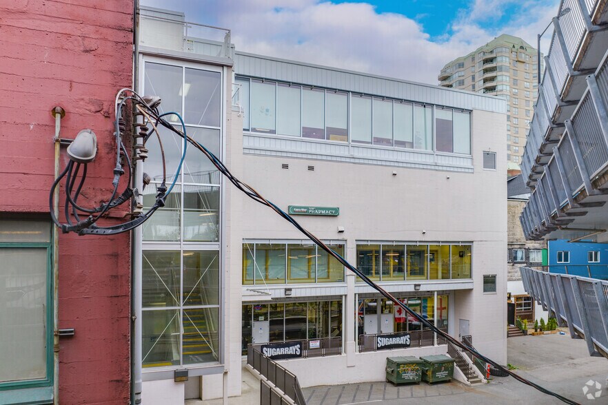 More Photos Of 424 Columbia St, New Westminster Storefront Retail Office For Lease