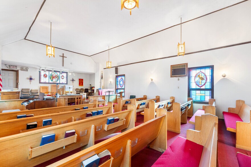 More Photos Of 900 E Baltimore Ave, Linden Specialty For Sale