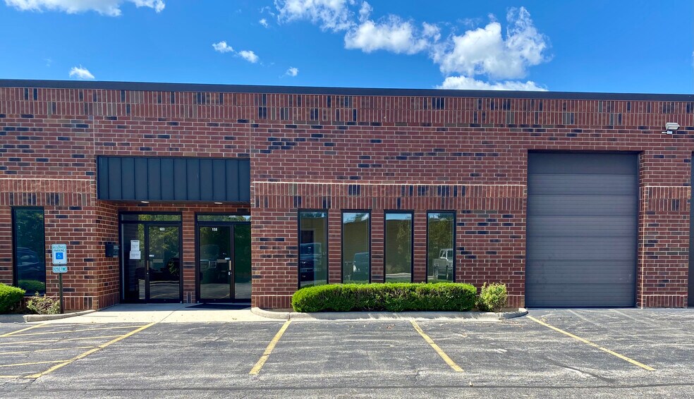 More Photos Of 1050 Ensell Rd, Lake Zurich Industrial For Sale