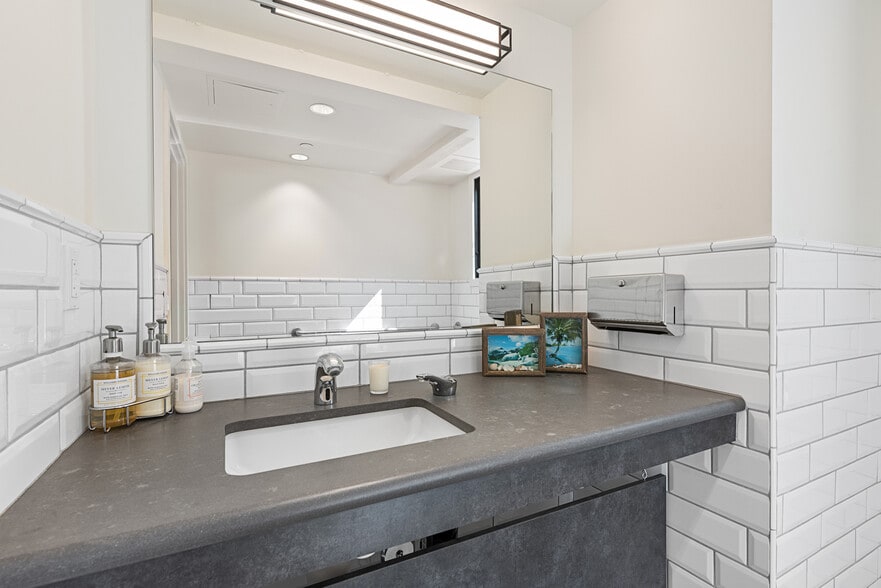 More Photos Of 24532 Del Prado, Dana Point Storefront Retail Office For Lease