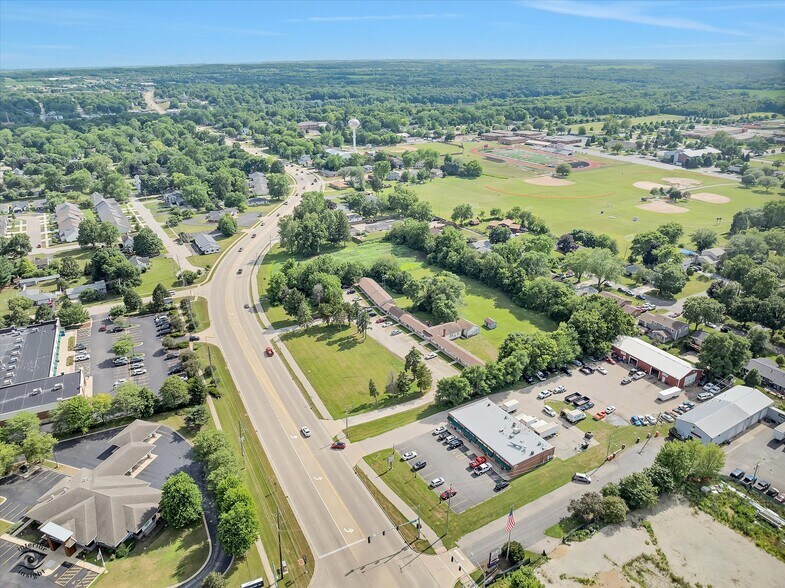 More Photos Of 1015 N Bridge St, Yorkville Land For Sale