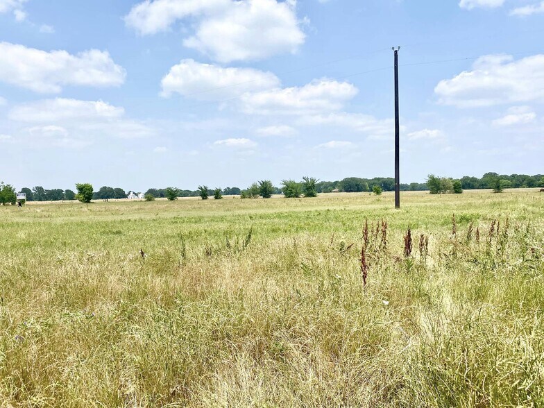 More Photos Of 12053 S State Hwy 34, Scurry Land For Sale