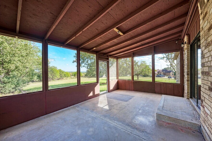 More Photos Of 3225 County Road 111, Lampasas Specialty For Sale