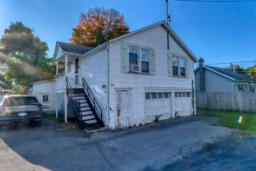 More Photos Of 180 Broadway, Port Ewen Storefront Retail Office For Sale